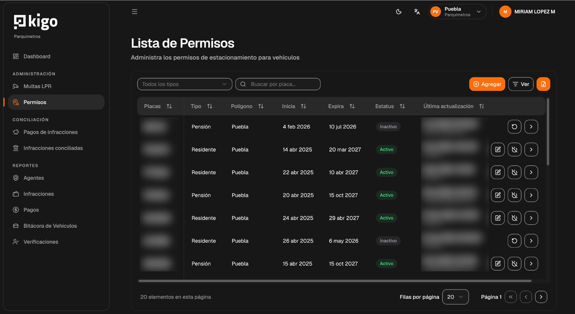 Lista de permisos de Puebla, con datos personales difuminados
